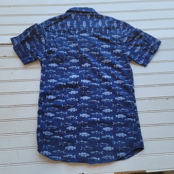 Sovereign Code Nordstorm Shirt Boys Blue Shark Fish Button Down Short Sleeve S - Picture 3 of 8
